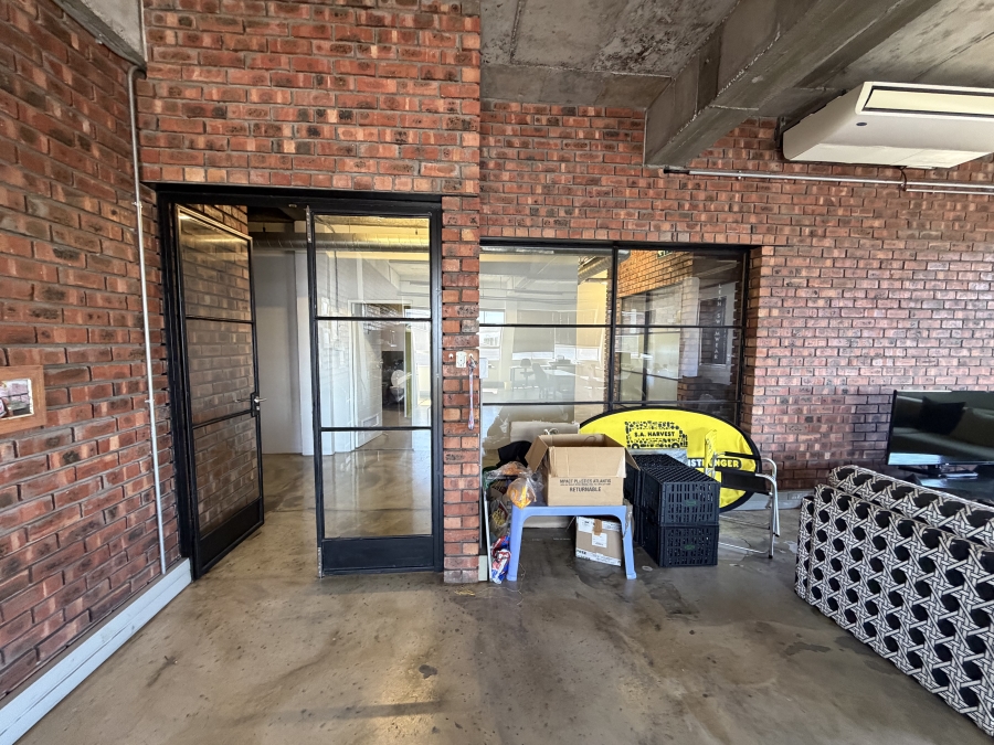 To Let Commercial Property for Rent in Salt River Western Cape